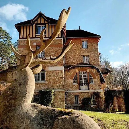 Le Manoir Du Cerf Guest house